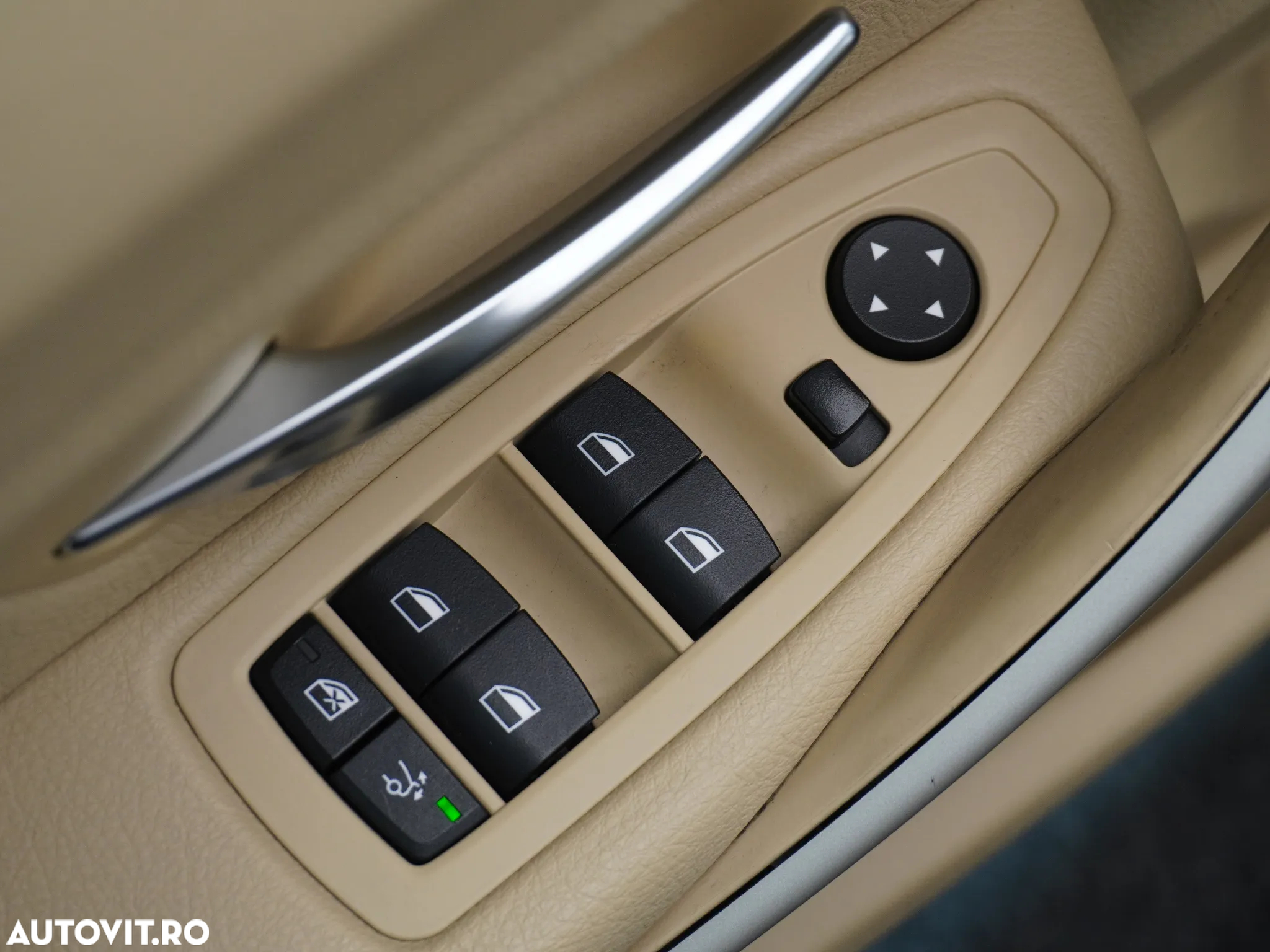 BMW Seria 3 318d - 19