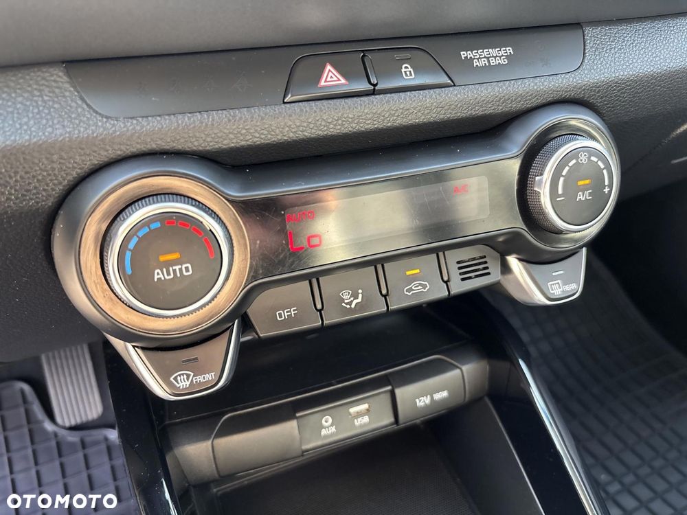 Kia Stonic 1.4 L - 24