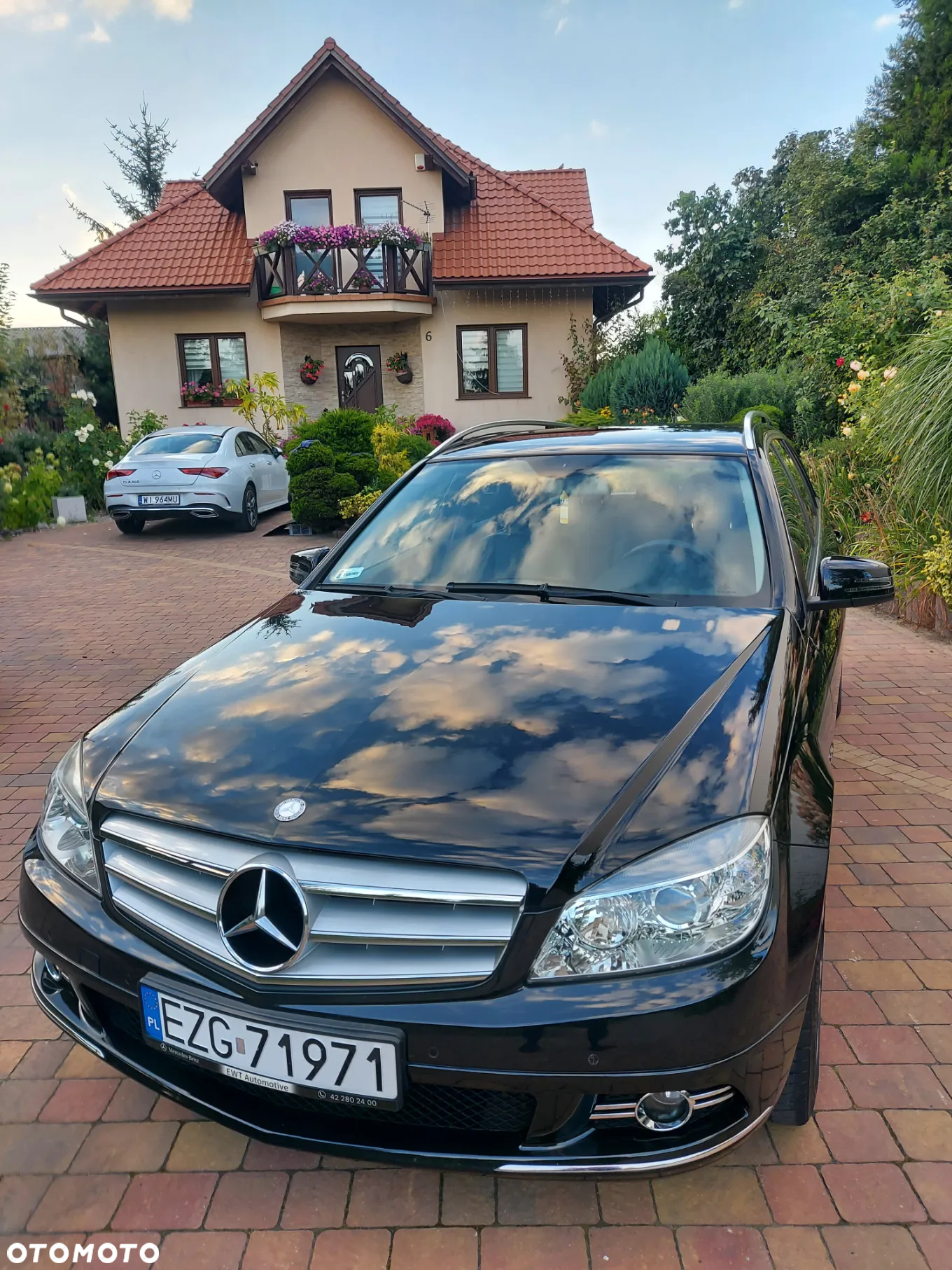 Mercedes-Benz Klasa C 180 T BlueEFFICIENCY Avantgarde - 3