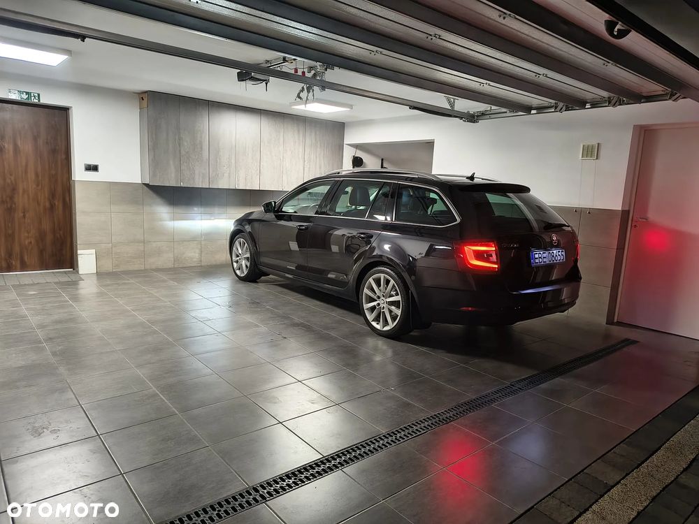 Skoda Octavia 1.6 TDI Style DSG - 12