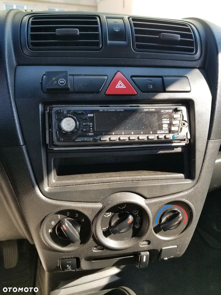 Kia Picanto 1.0 Family - 7