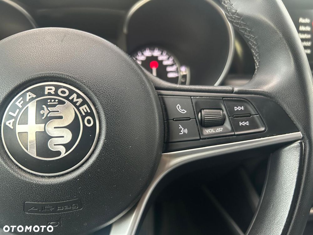 Alfa Romeo Stelvio 2.0 Turbo Super Q4 - 13