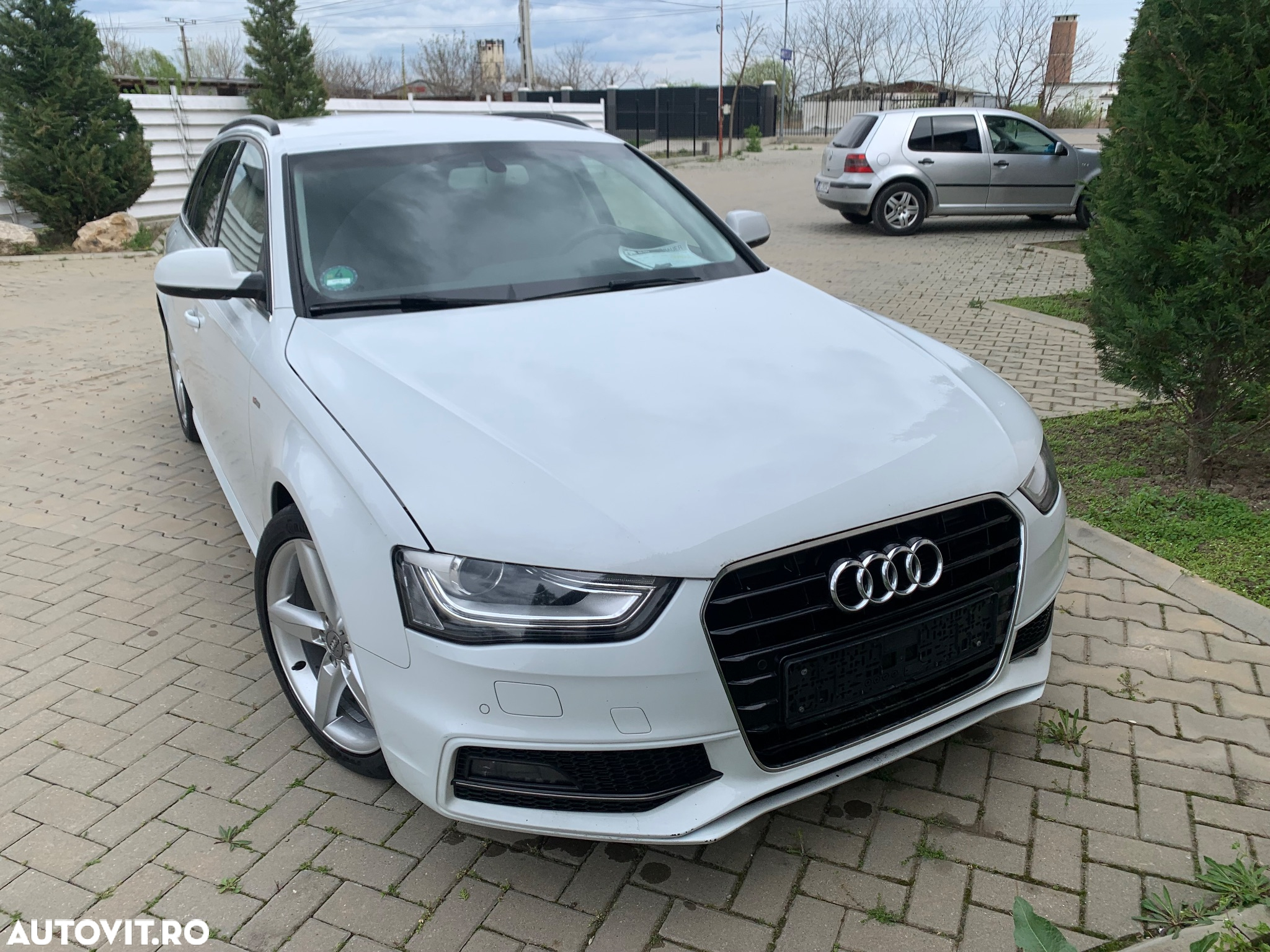 Audi A4 2.0 TDI DPF clean diesel multitronic S line Sportpaket - 2