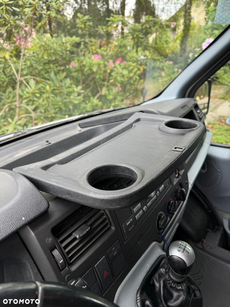 Ford Transit - 10