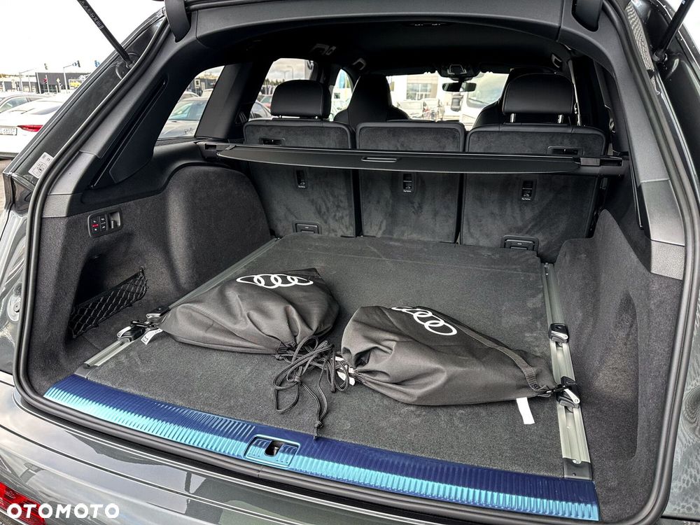 Audi Q7 - 9
