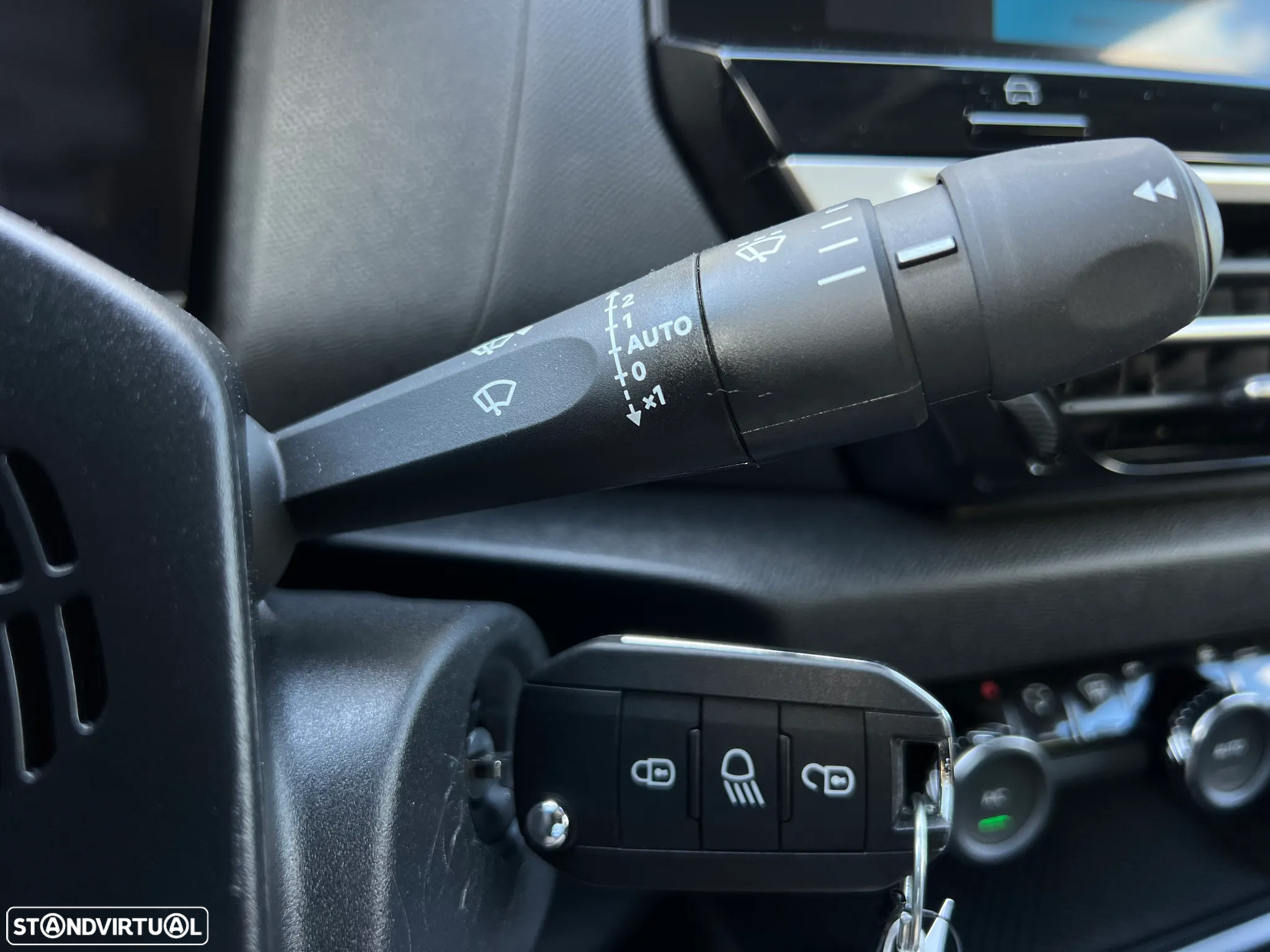 Citroën C4 X 1.2 PureTech Plus EAT8 - 16