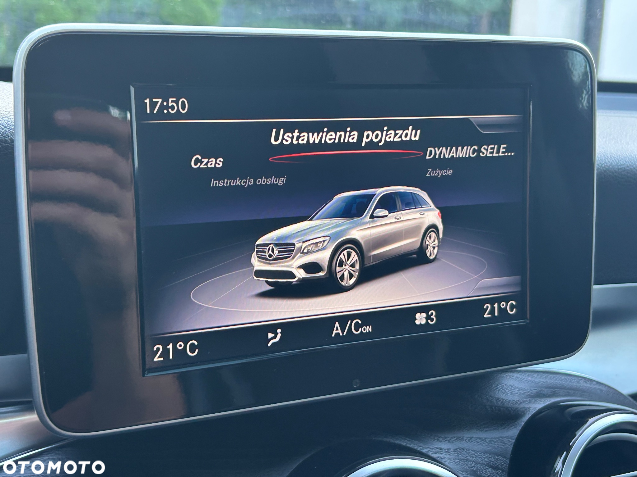 Mercedes-Benz GLC - 31