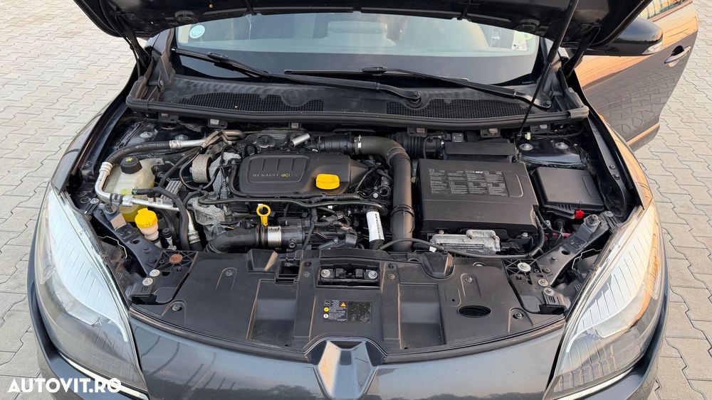 Renault Megane ENERGY dCi 130 Start & Stop Bose Edition - 8