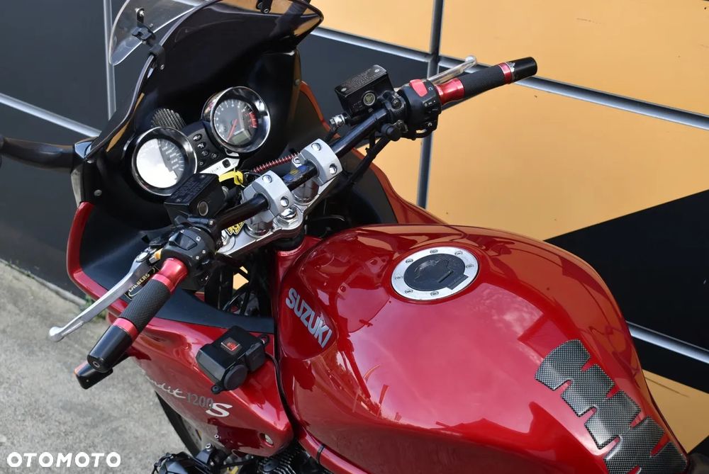 Suzuki Bandit - 12
