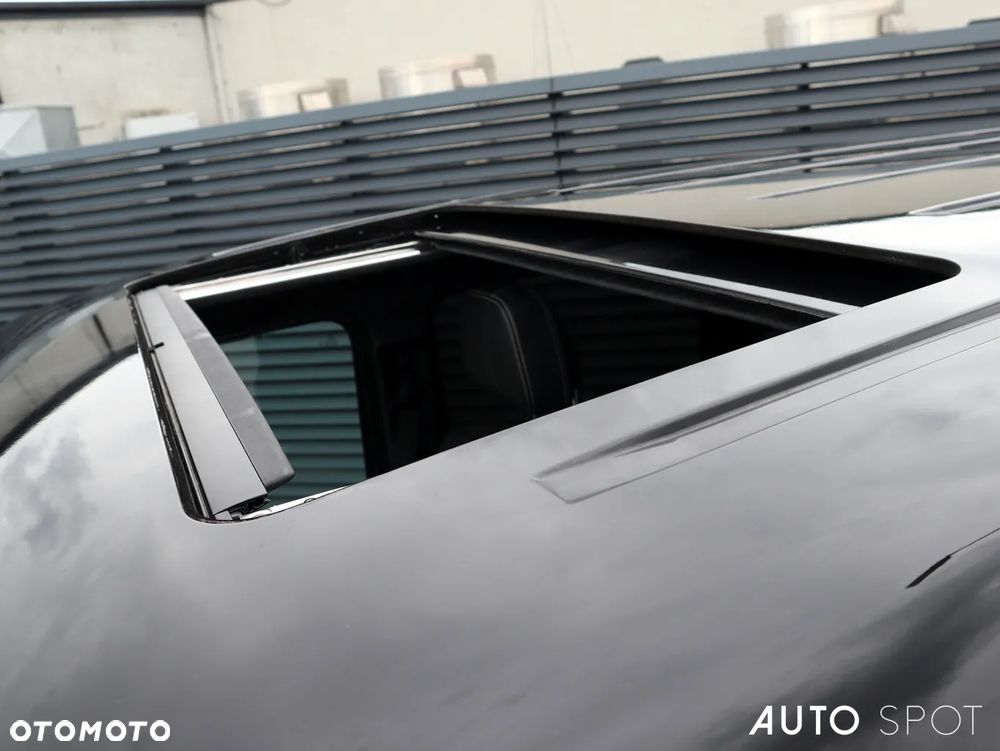 Mercedes-Benz Klasa G AMG 63 AMG SPEEDSHIFT 7G-TRONIC - 14