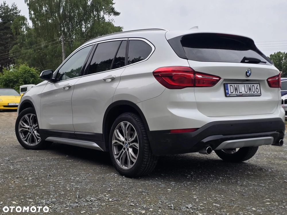 BMW X1 xDrive25i GPF xLine sport - 27
