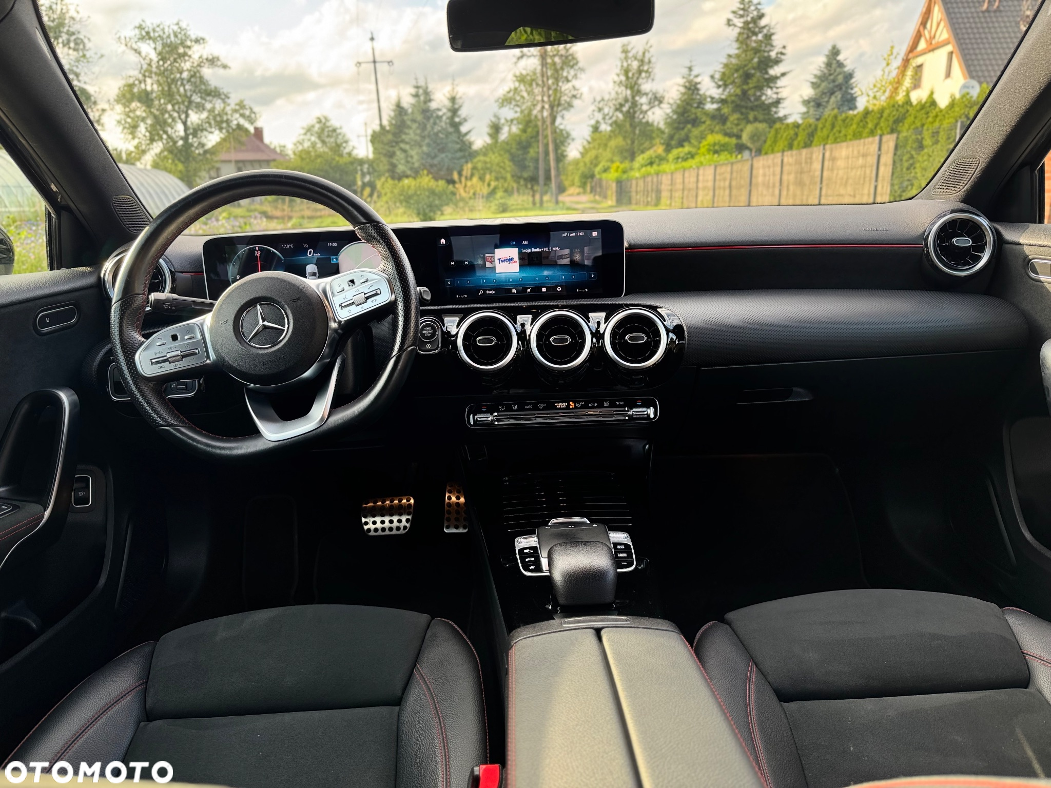 Mercedes-Benz Klasa A 180 d 7G-DCT AMG Line - 29