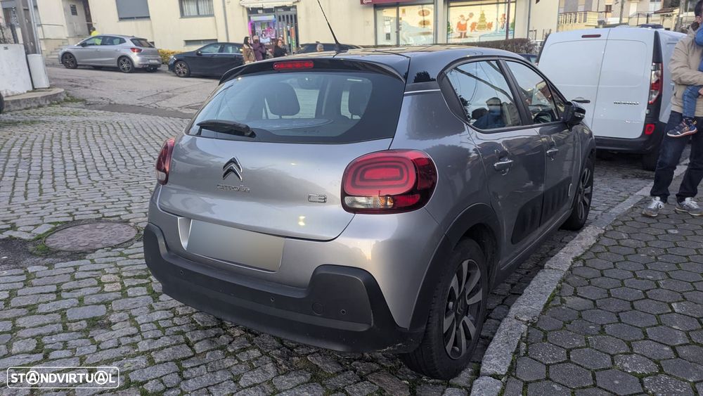 Citroën C3 1.2 PureTech Shine - 2