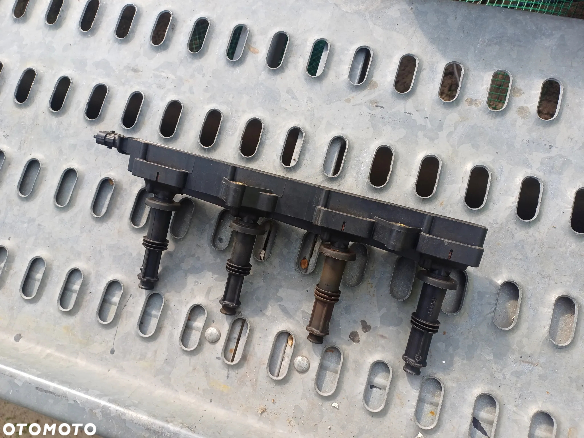 CEWKA ZAPŁNOWA 0221503468 OPEL VECTRA C ZAFIRA B 2.2 BENZYNA BOSCH - 2