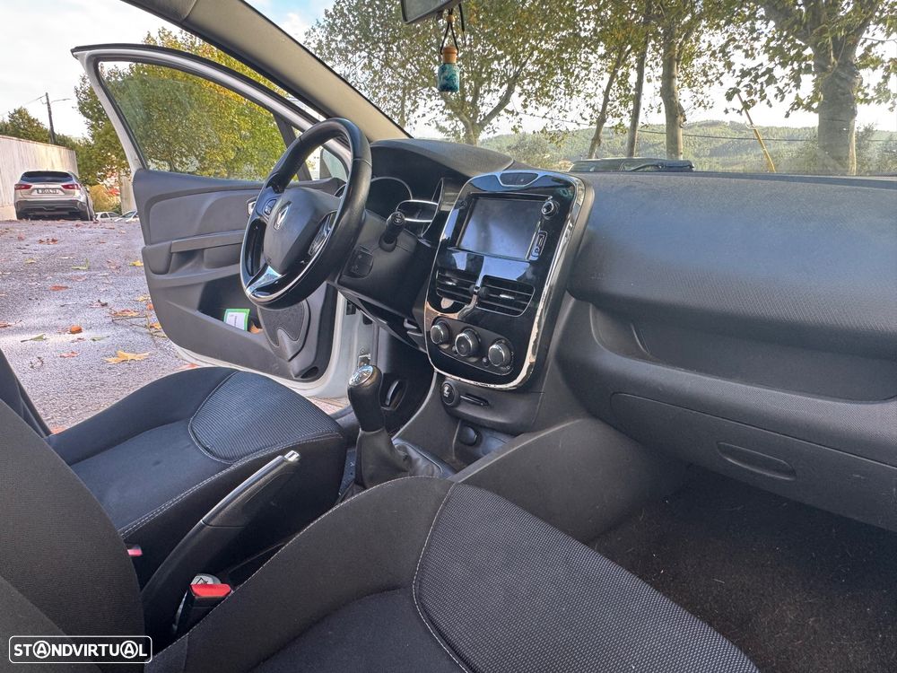 Renault Clio 1.5 dCi Confort - 9
