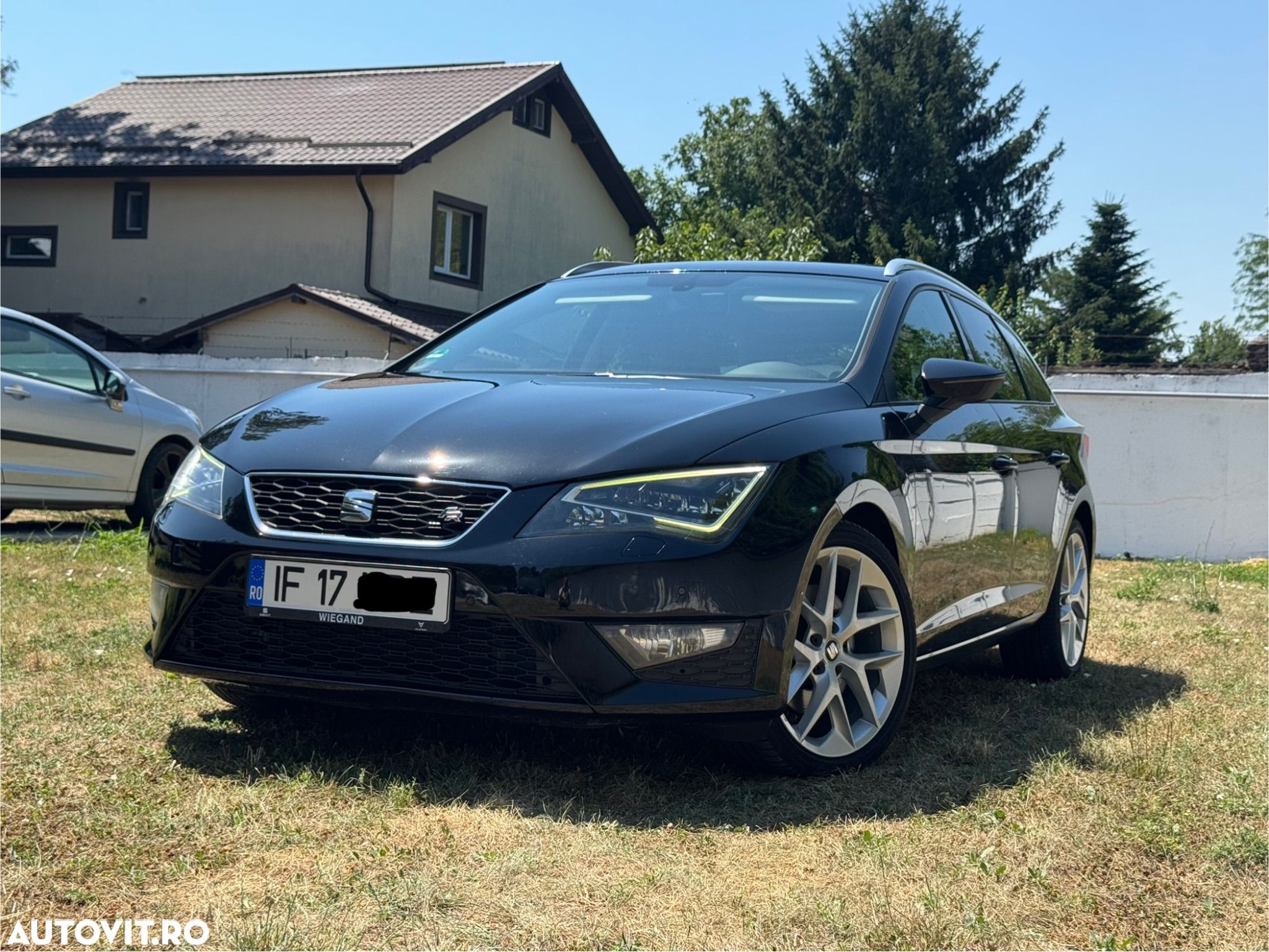 Seat Leon ST 2.0 TDI Start&Stop FR DSG6 - 1