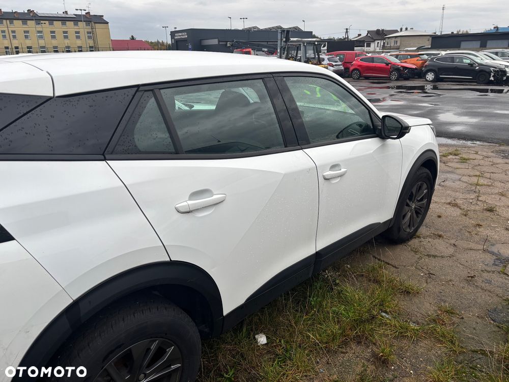 Peugeot 2008 1.2 PureTech Allure Pack S&S - 5