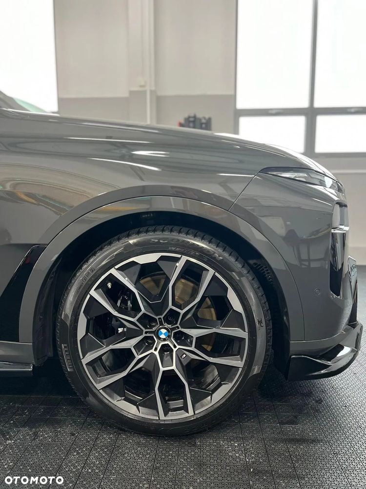 BMW X7 M50d sport - 12