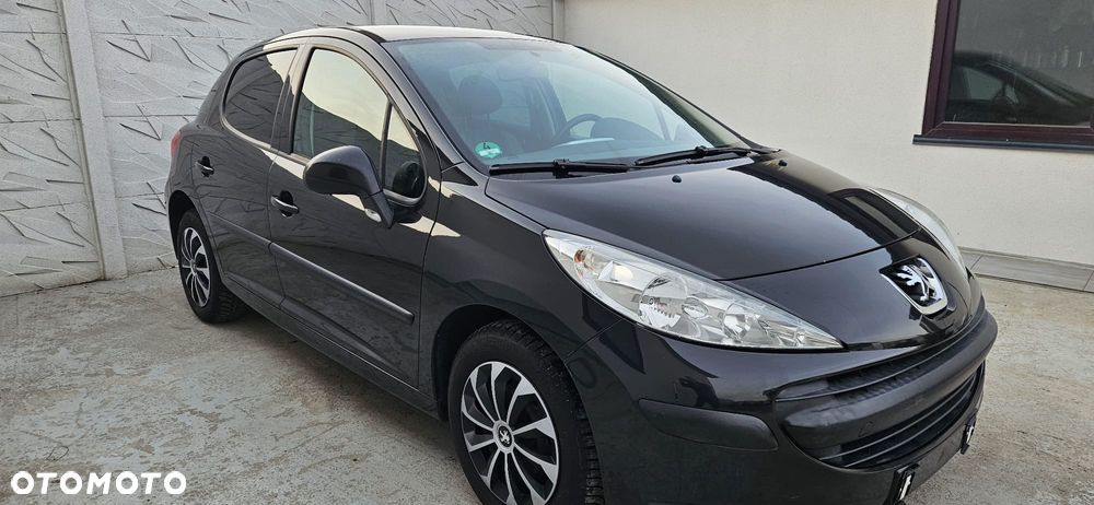 Peugeot 207 1.4 Trendy - 9