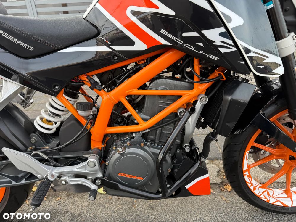KTM Duke - 18