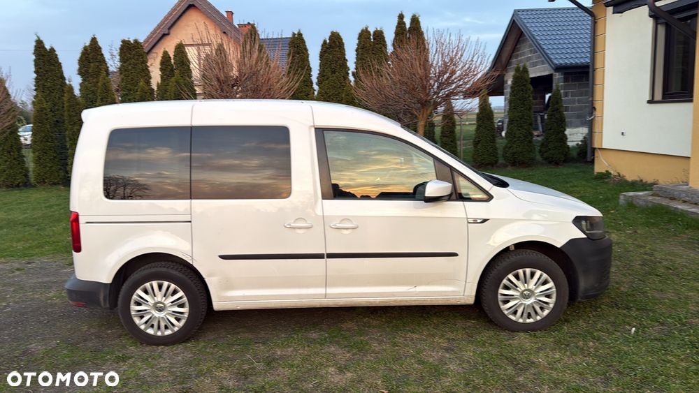 Volkswagen Caddy Maxi 2.0 TDI Trendline - 6
