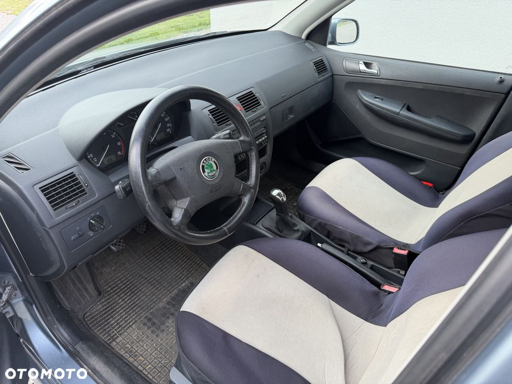 Skoda Fabia - 6