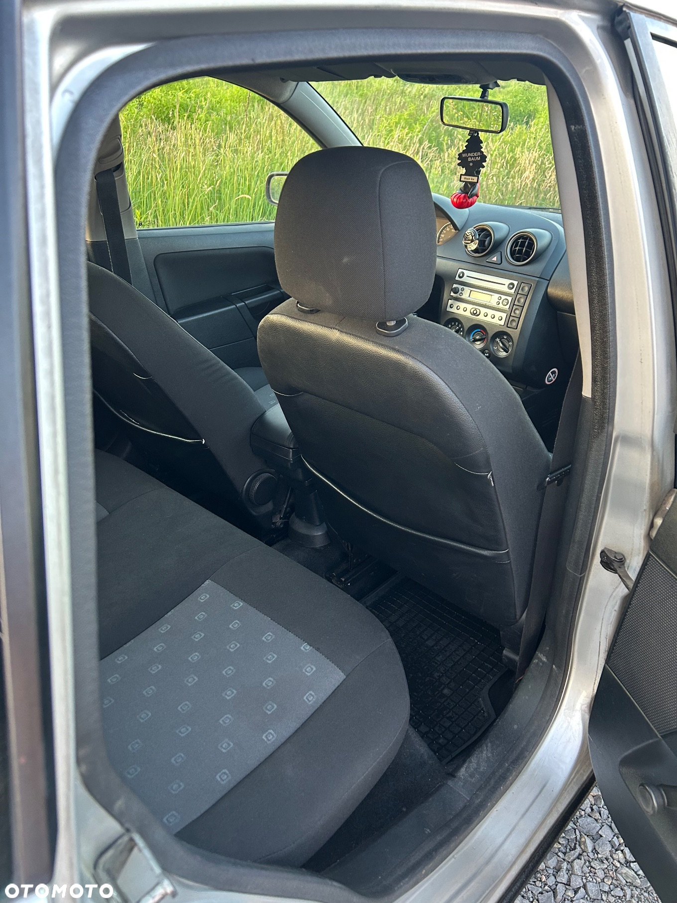 Ford Fiesta 1.4 TDCi - 4
