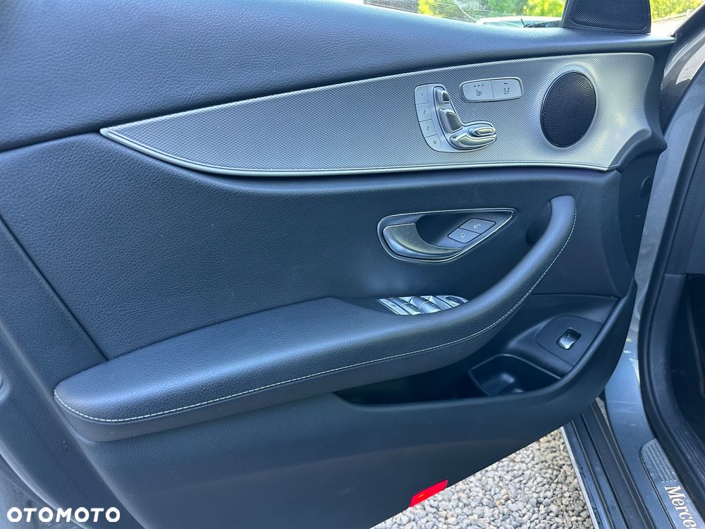 Mercedes-Benz Klasa E 200 4-Matic 9G-TRONIC - 10