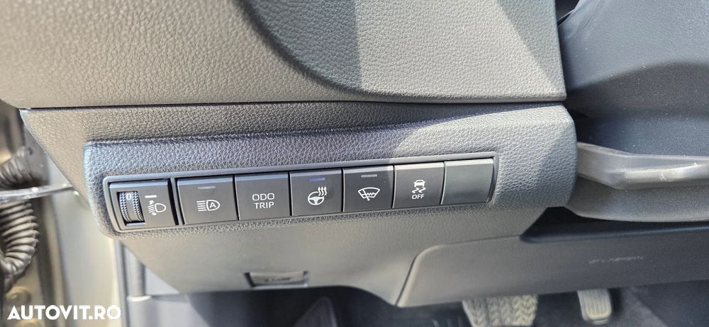 Toyota Corolla 1.8 HSD TS Dynamic - 20