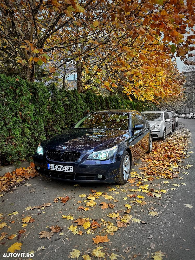 BMW Seria 5 525iA - 1