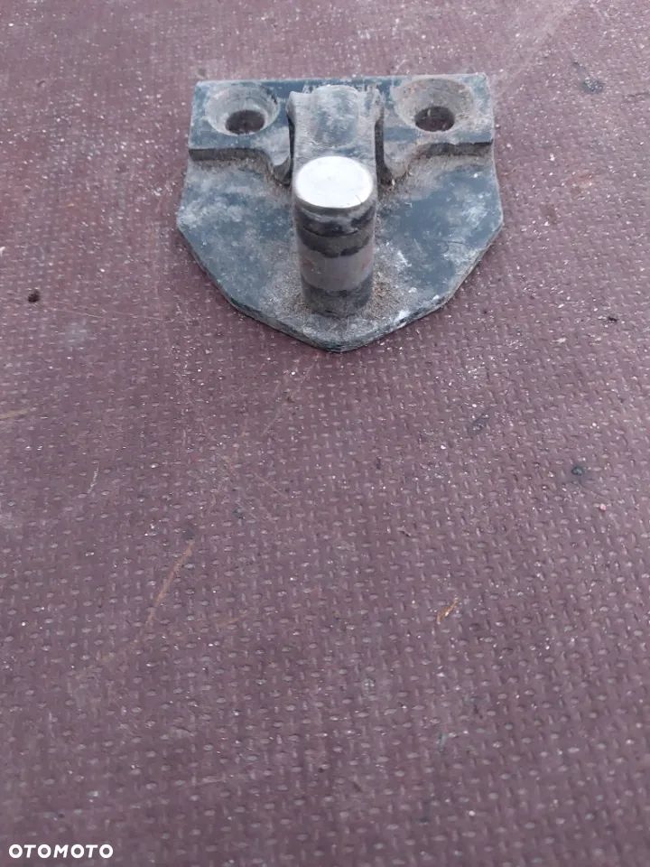 Rygiel tylnej klapy vw t4 - 3