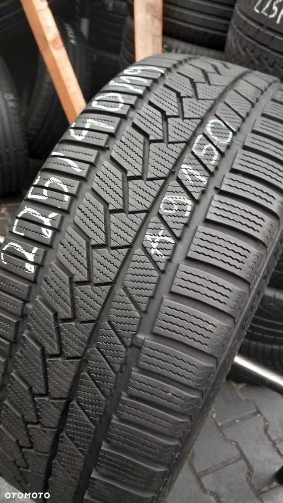 225/40/19 Continental Winter Contact TS860S 93V - 2