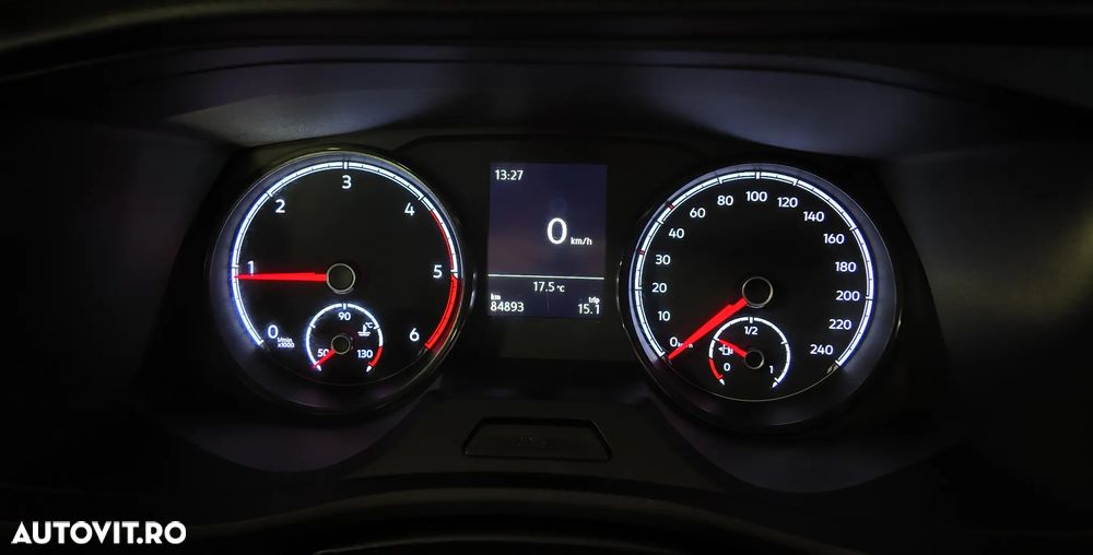 Volkswagen Transporter - 25