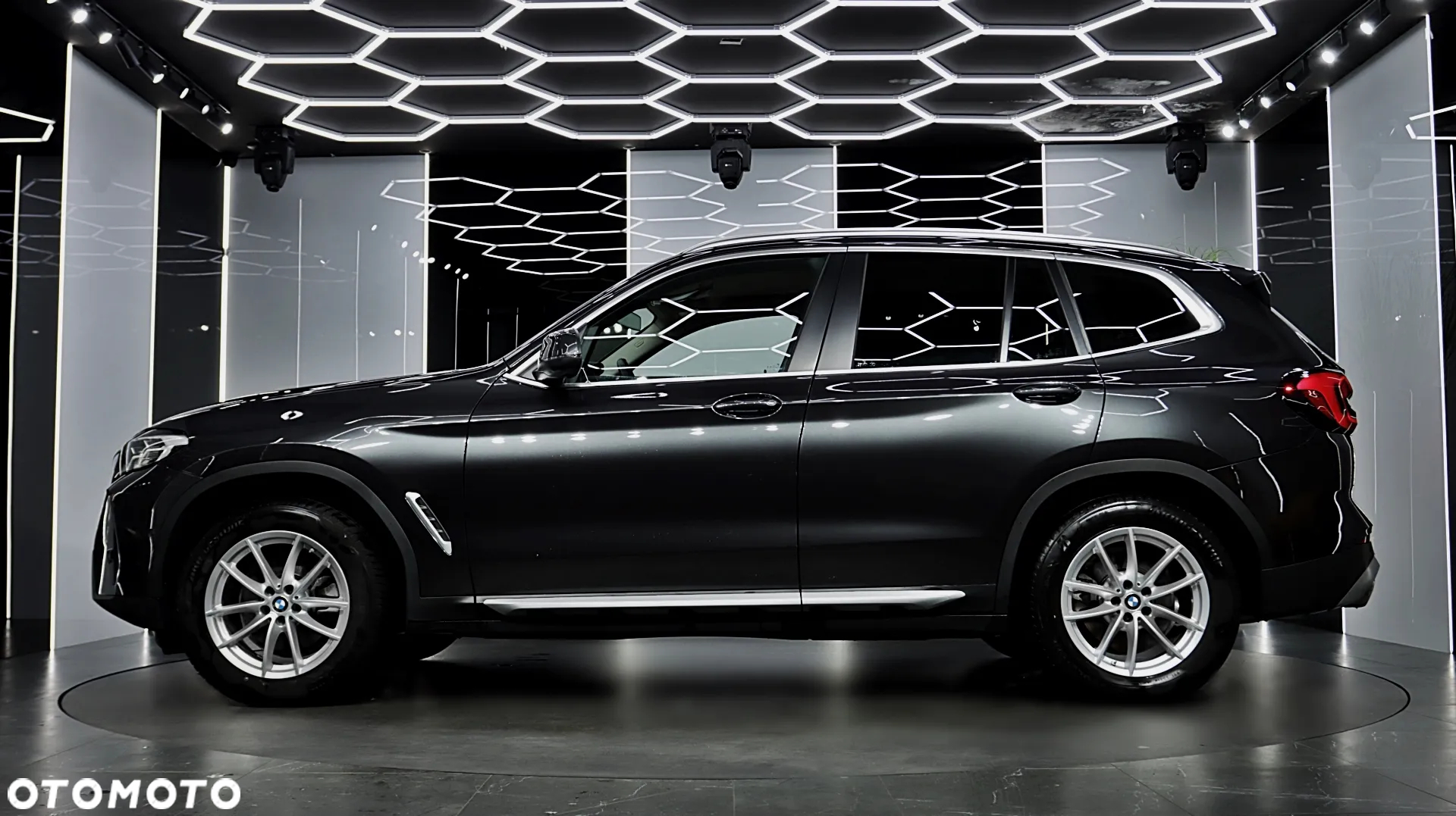 BMW X3 xDrive20i GPF Luxury Line - 4