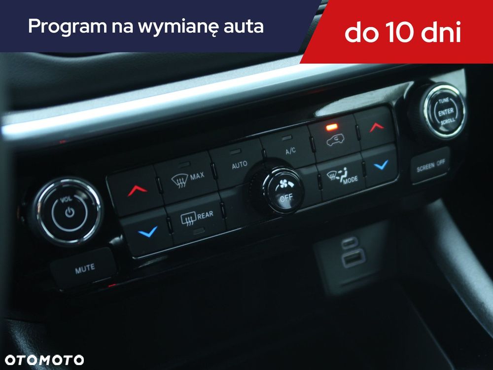 Jeep Compass - 18