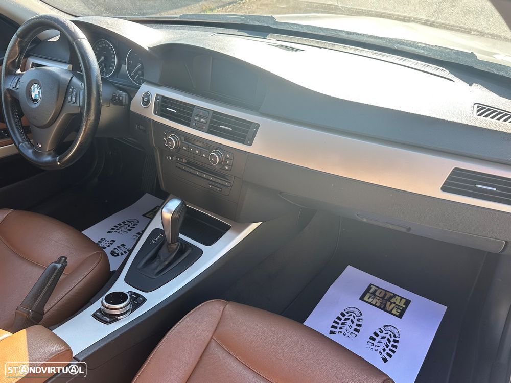 BMW 320 d EfficientDynamics Line Modern Auto - 12