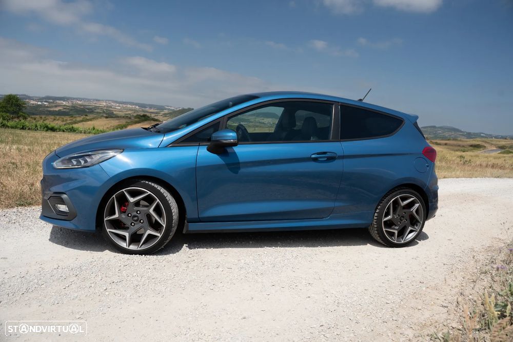 Ford Fiesta 1.5 EcoBoost S&S ST X - 3