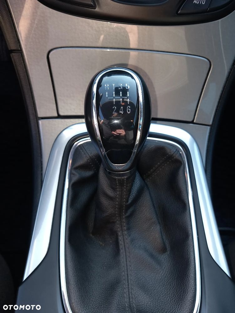 Opel Insignia - 17