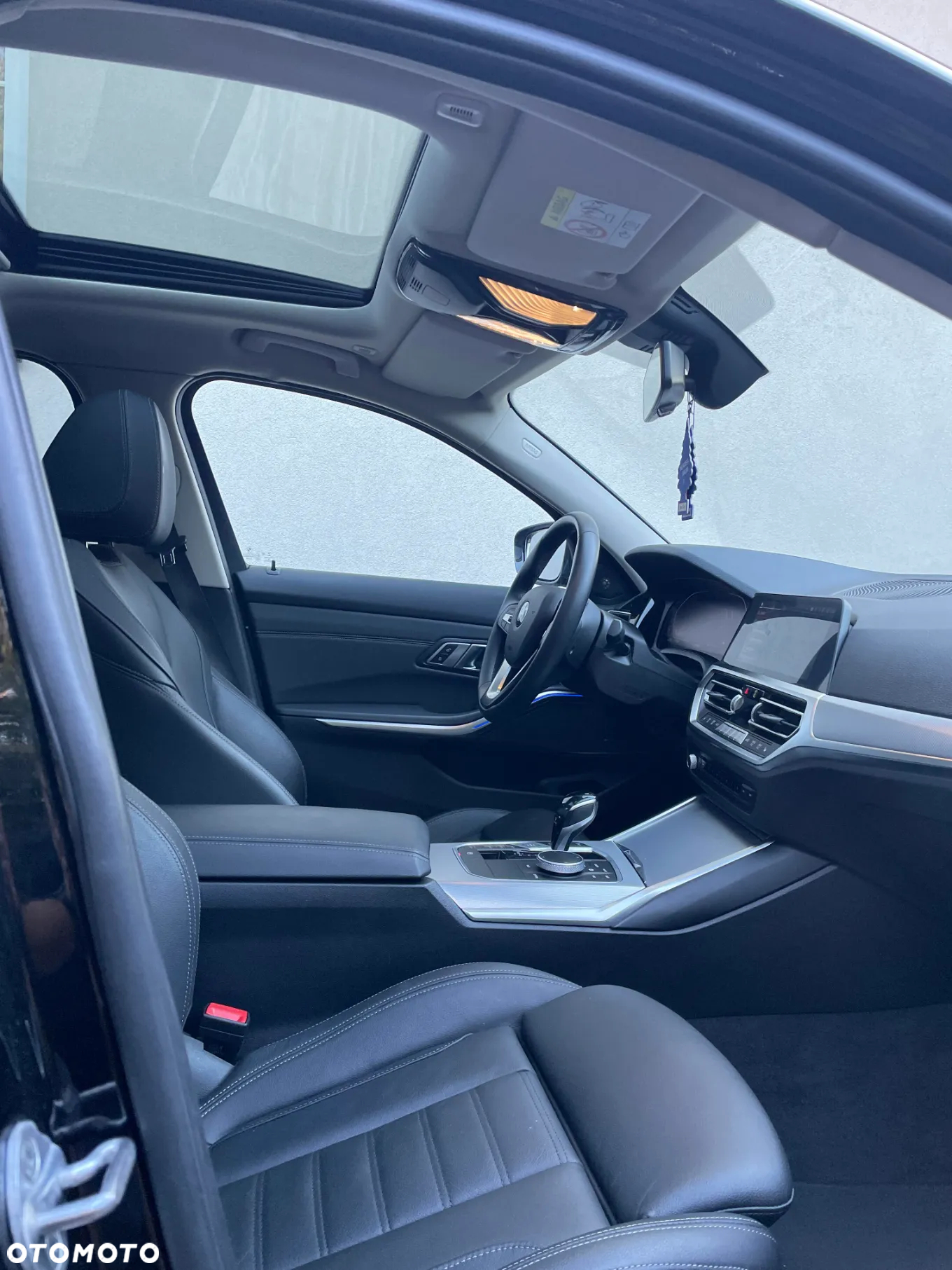 BMW Seria 3 330i Sport Line - 5