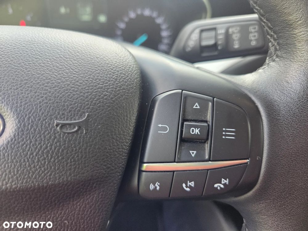 Ford Focus 1.5 EcoBlue Start-Stopp-System TITANIUM - 18