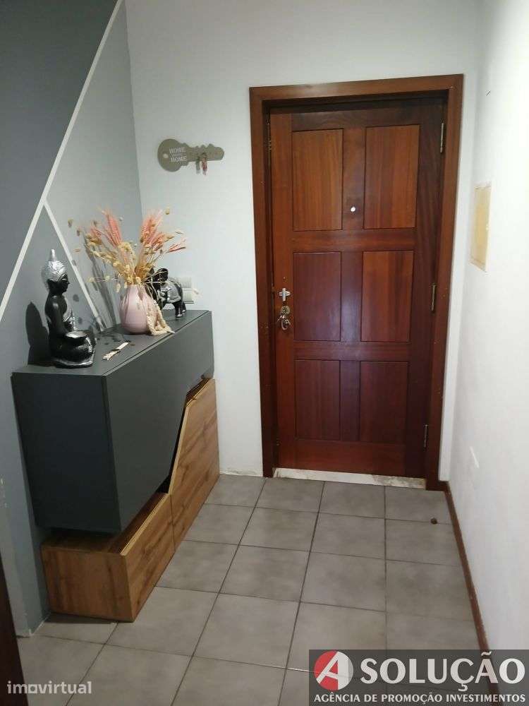 Apartamento T2 Centro de Rio Tinto - Grande imagem: 2/15