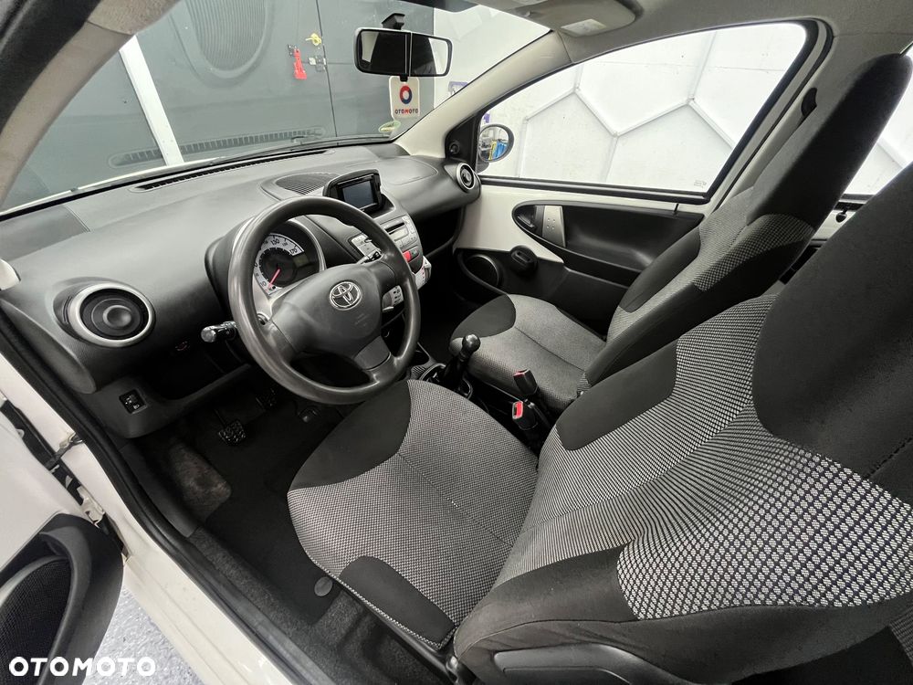 Toyota Aygo - 18