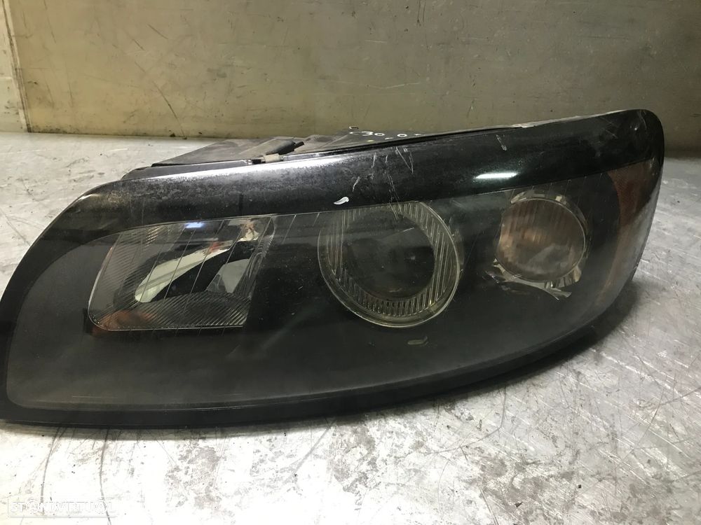 ÓTICA / FAROL VOLVO C30 06-09- ESQUERDO - 31214537 030123201