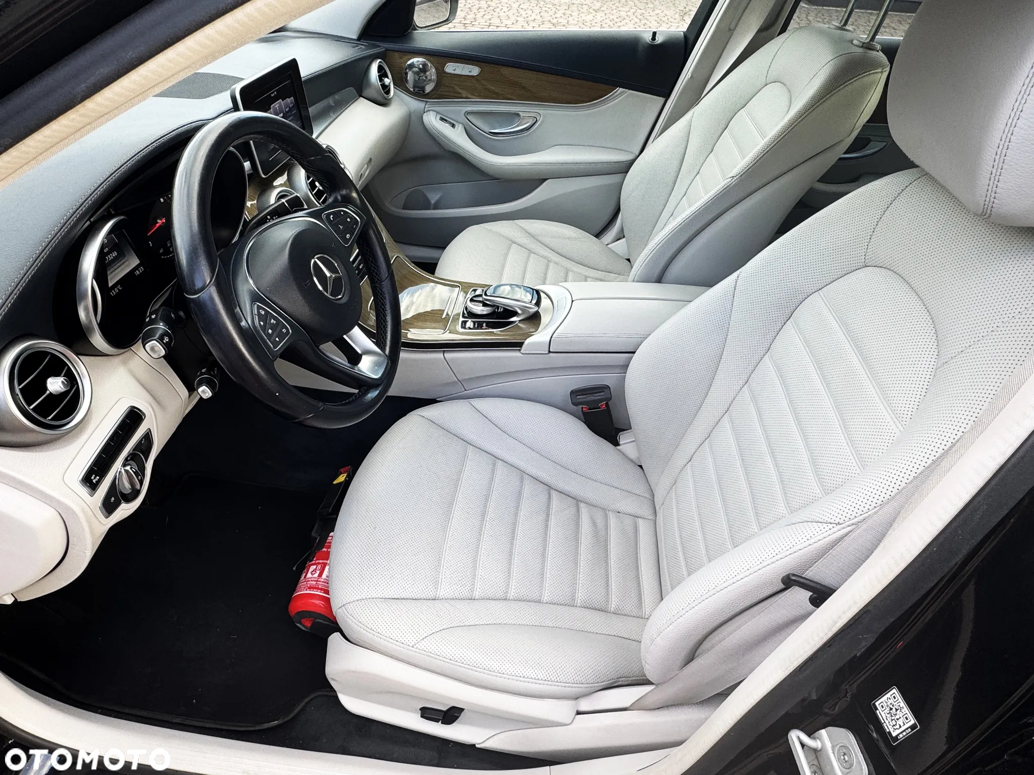 Mercedes-Benz Klasa C 250 7G-TRONIC - 35