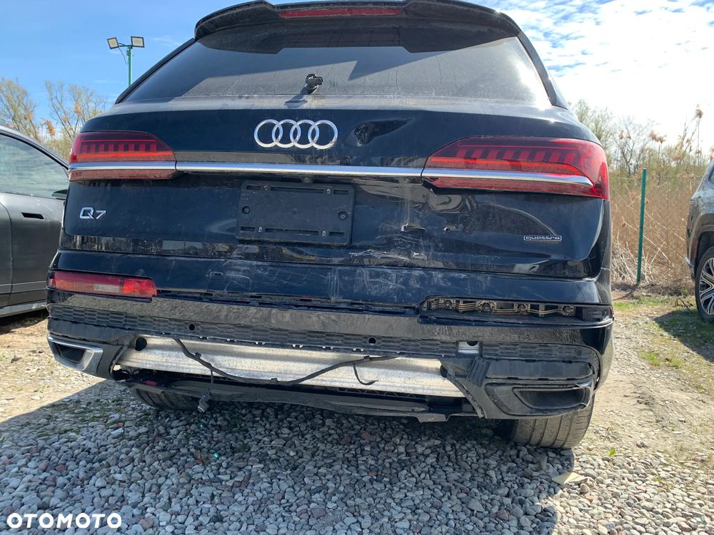 Audi Q7 - 6
