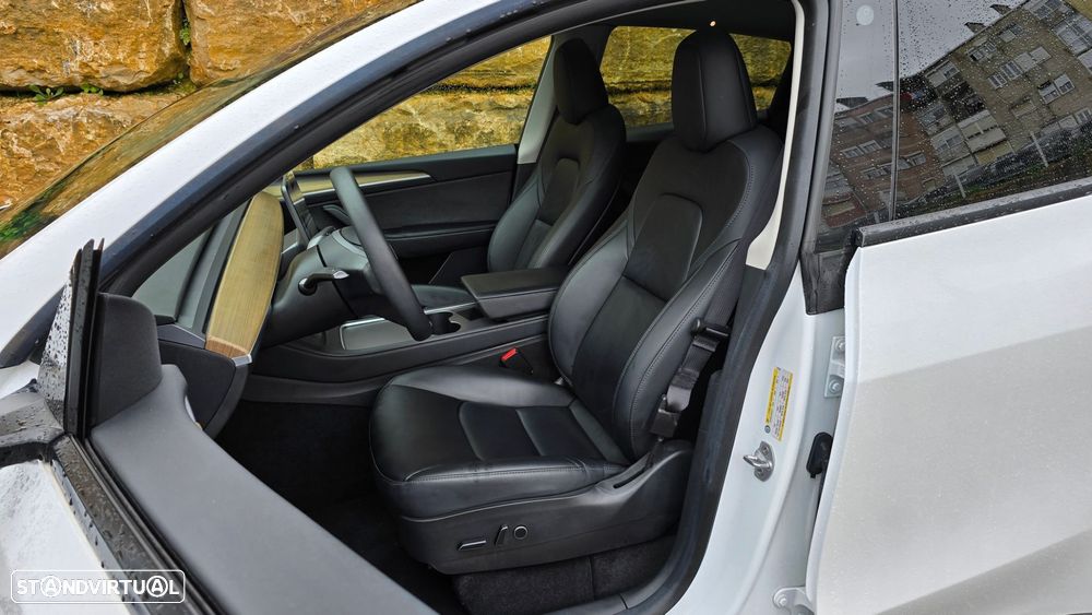 Tesla Model Y Long Range Tração Integral - 56