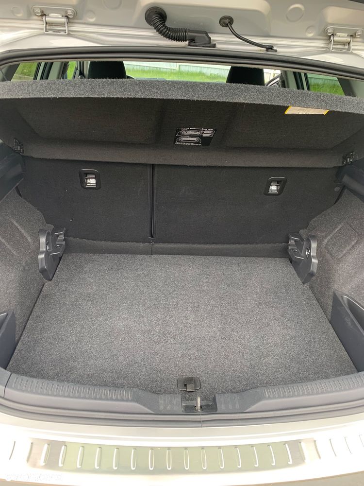 Toyota Auris 2.0 D-4D Edition - 12