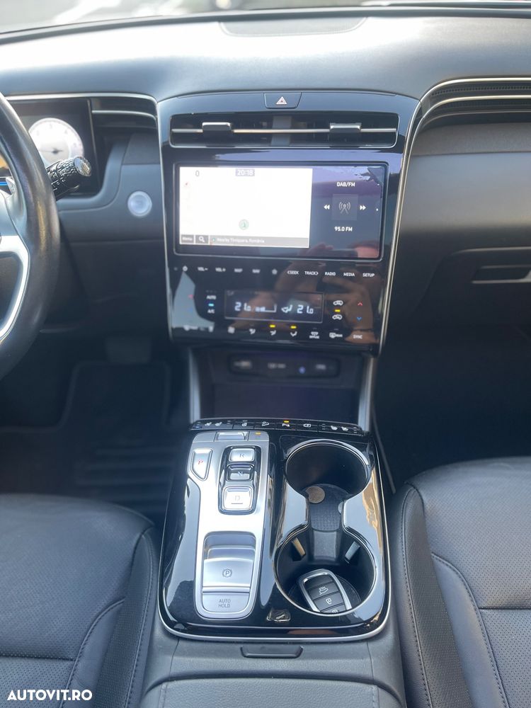 Hyundai Tucson 1.6 CRDi 4WD 7DCT Premium - 10