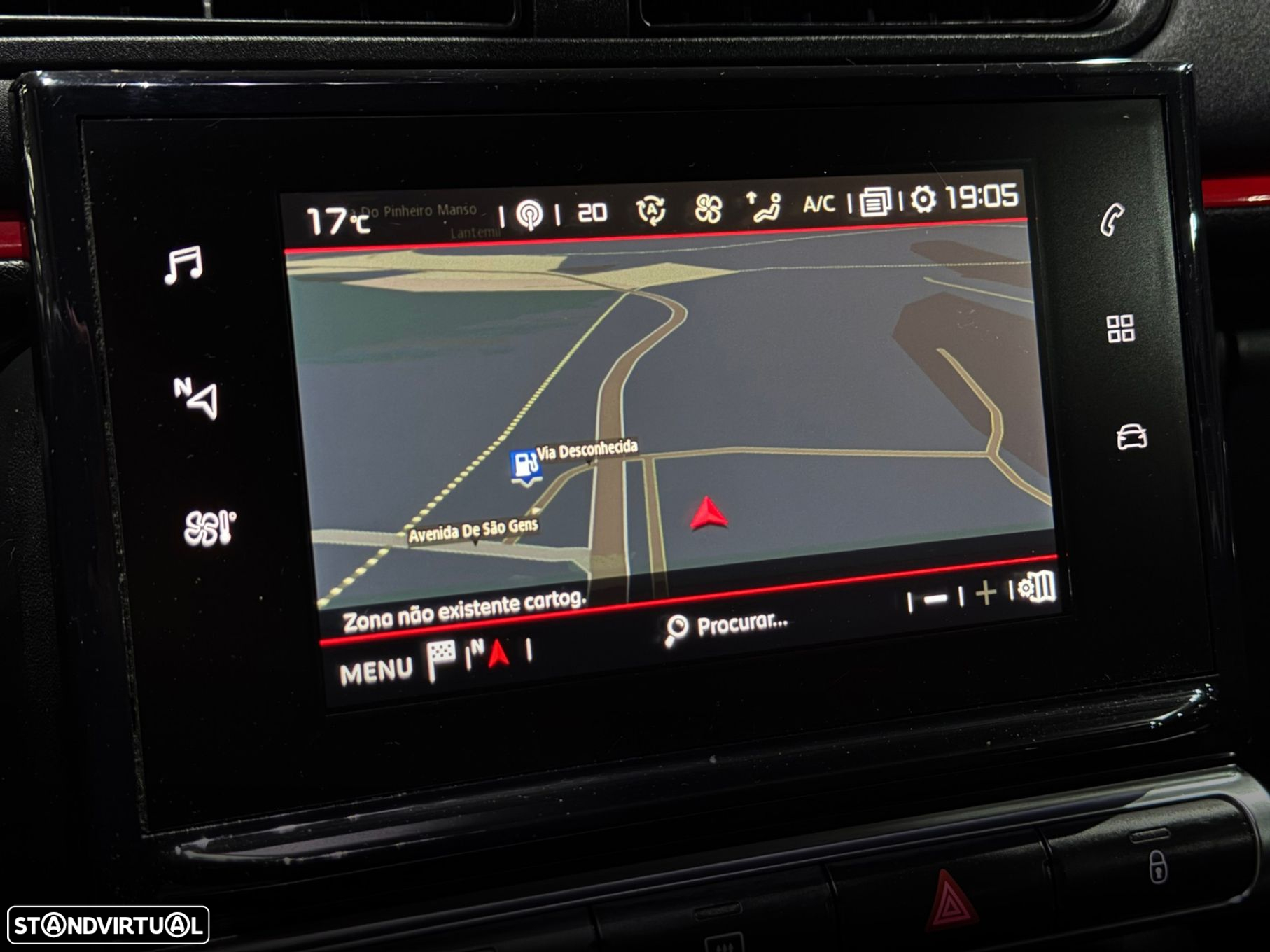 Citroën C3 1.2 PureTech Shine - 24