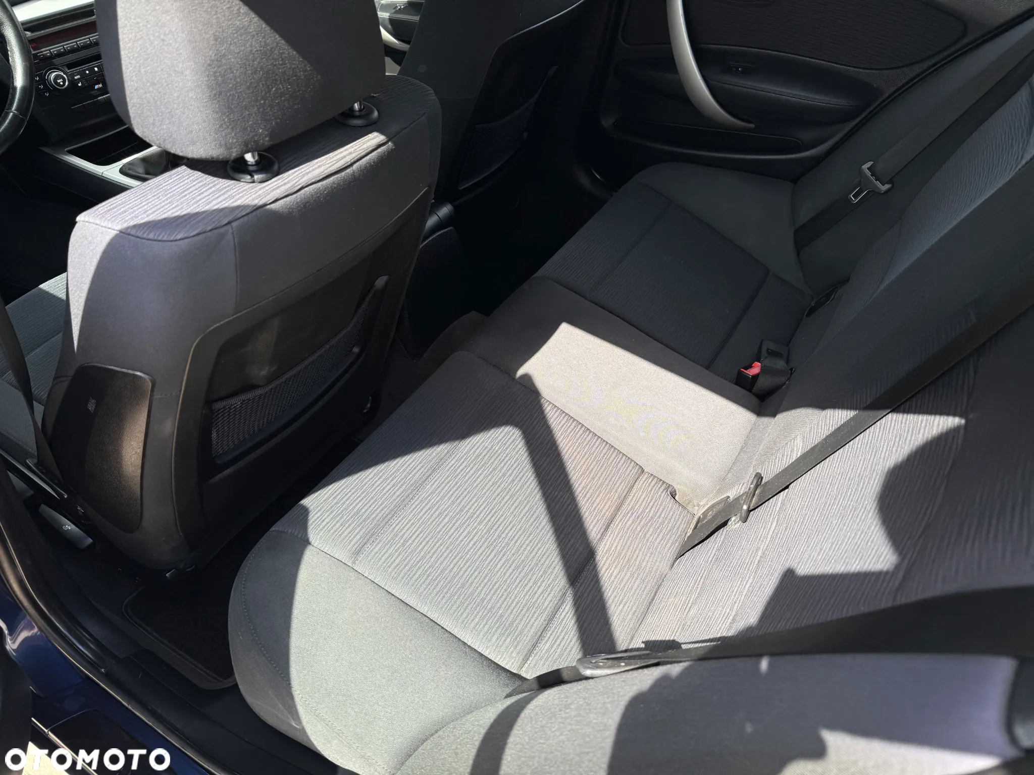 BMW Seria 1 118i - 23